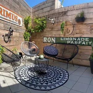 Appartement Studio Dream On Met Zonnige Terras, Oostende