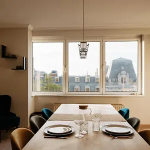 Zonnig Met Prachtig Uitzicht Op A+locatie Antwerpen